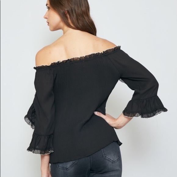 Off shoulder shirred ruffle top - Picture 3 of 9